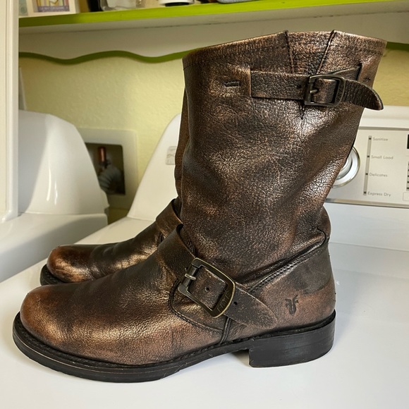 Frye Engineer “Veronica” Short Boot Limited Edition Bronze Size 7 1/2 B - Picture 1 of 7